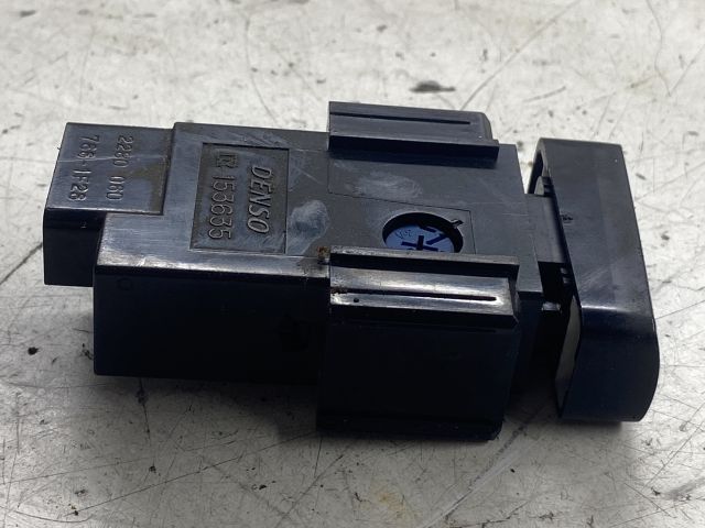 bontott TOYOTA COROLLA Kipörgésgátló Kapcsoló