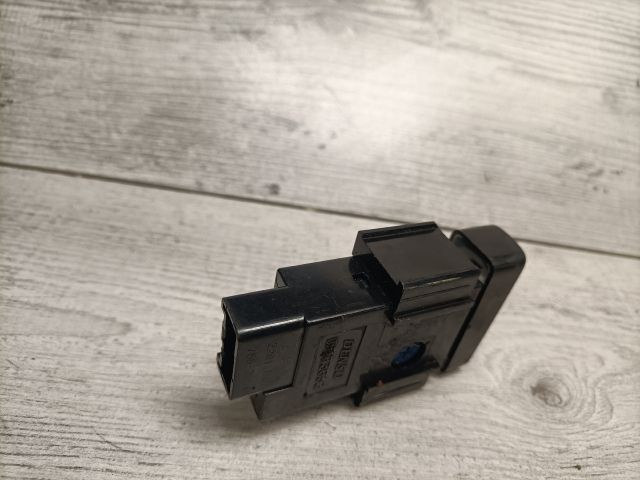 bontott TOYOTA COROLLA Klíma Kapcsoló