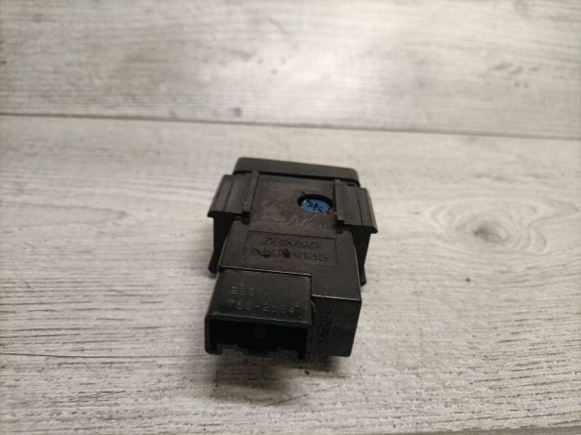 bontott TOYOTA COROLLA Klíma Kapcsoló