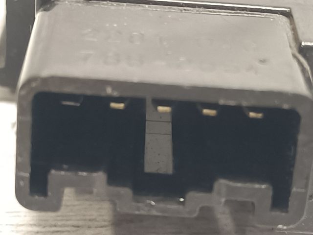 bontott TOYOTA COROLLA Klíma Kapcsoló