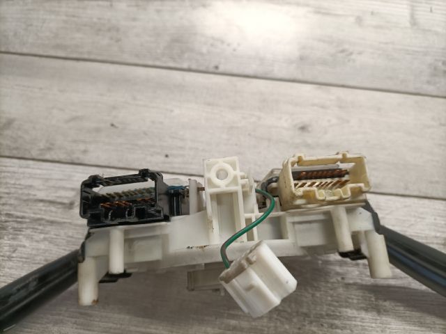 bontott TOYOTA COROLLA Komplett Kormánykapcsoló (Bajuszkapcsoló)