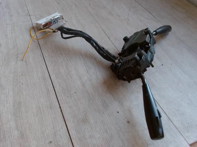 bontott TOYOTA COROLLA Komplett Kormánykapcsoló (Bajuszkapcsoló)