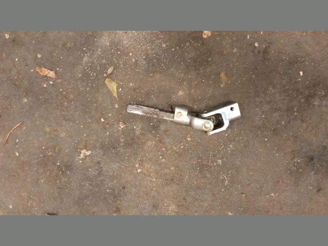 bontott TOYOTA COROLLA Kormánykardán