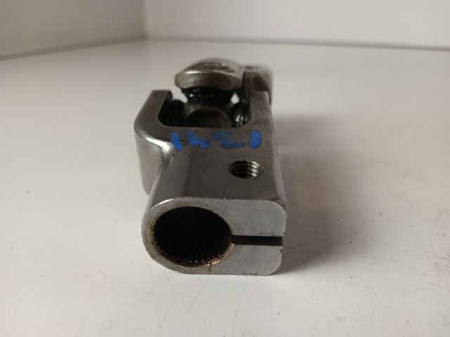 bontott TOYOTA COROLLA Kormánykardán