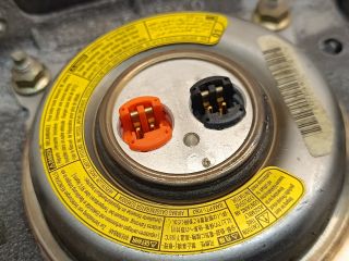 bontott TOYOTA COROLLA Kormánylégzsák