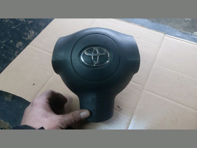 bontott TOYOTA COROLLA Kormánylégzsák