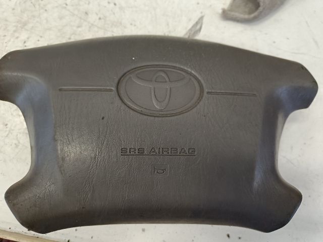 bontott TOYOTA COROLLA Kormánylégzsák