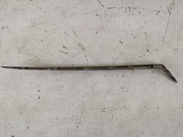 bontott TOYOTA COROLLA Középső Műszerfal Díszléc