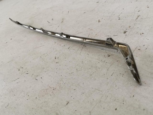 bontott TOYOTA COROLLA Középső Műszerfal Díszléc