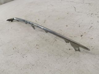 bontott TOYOTA COROLLA Középső Műszerfal Díszléc