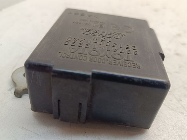 bontott TOYOTA COROLLA Központizár Elektronika