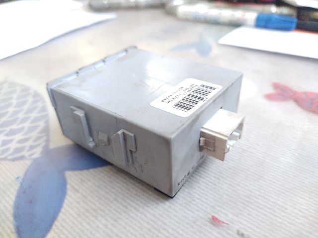 bontott TOYOTA COROLLA Központizár Elektronika