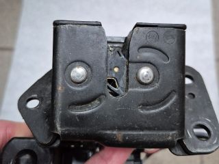 bontott TOYOTA COROLLA Központizár Motor Csomagtérajtó