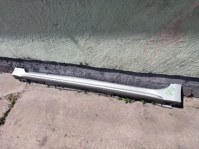 bontott TOYOTA COROLLA Küszöb Burkolat