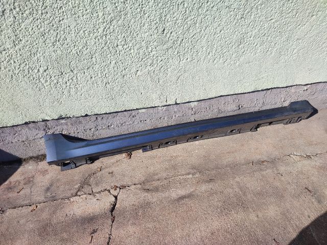 bontott TOYOTA COROLLA Küszöb Burkolat