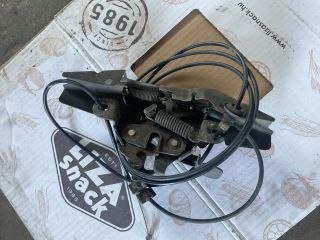 bontott TOYOTA COROLLA Motorháztető Zárszerkezet