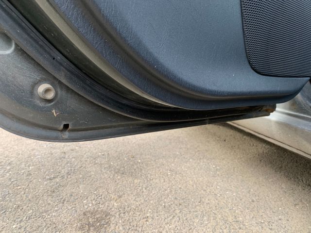 bontott TOYOTA COROLLA Motorháztető Zsanér Pár