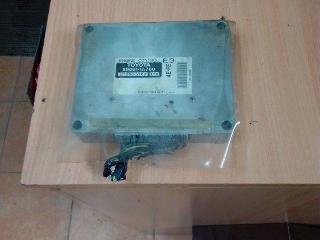 bontott TOYOTA COROLLA Motorvezérlő