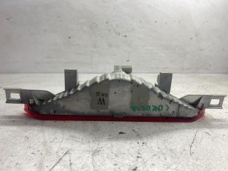 bontott TOYOTA COROLLA Pótféklámpa