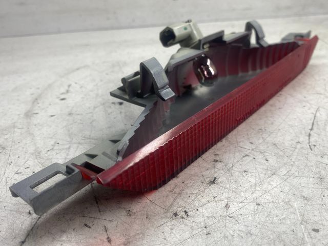 bontott TOYOTA COROLLA Pótféklámpa