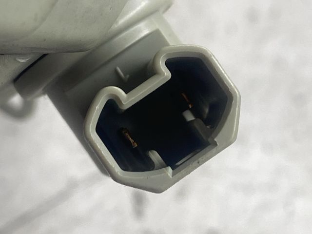 bontott TOYOTA COROLLA Pótféklámpa