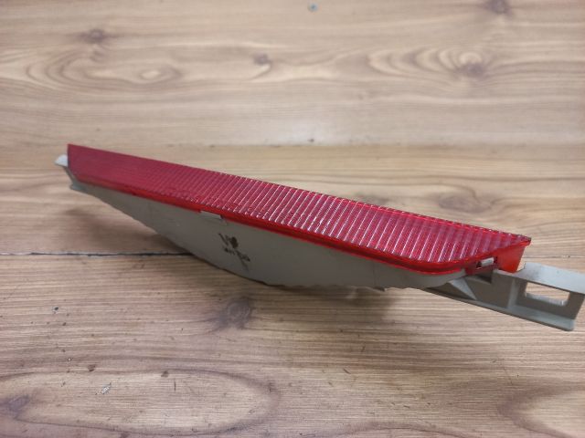 bontott TOYOTA COROLLA Pótféklámpa