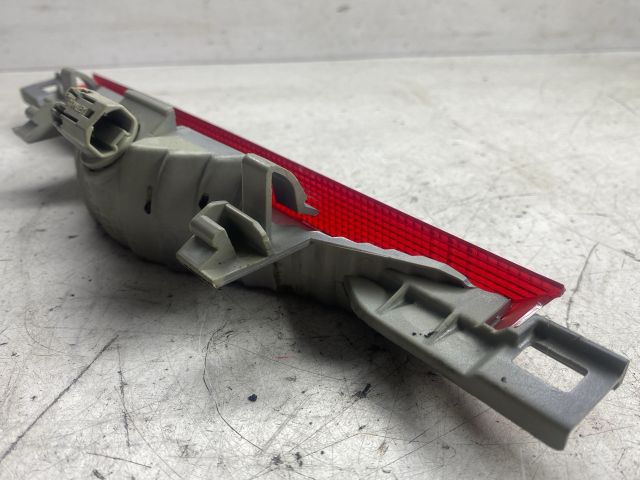 bontott TOYOTA COROLLA Pótféklámpa