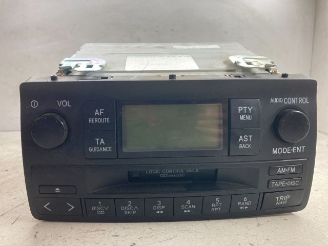 bontott TOYOTA COROLLA Rádió / CD