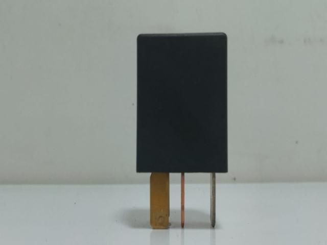 bontott TOYOTA COROLLA Relé