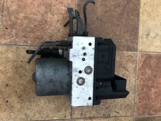 bontott TOYOTA COROLLA VERSO ABS Kocka