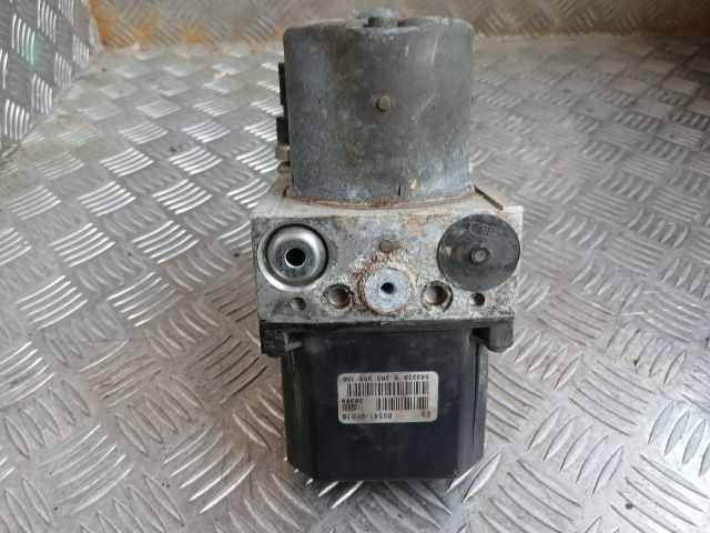 bontott TOYOTA COROLLA VERSO ABS Kocka