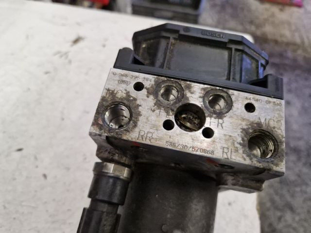 bontott TOYOTA COROLLA VERSO ABS Kocka