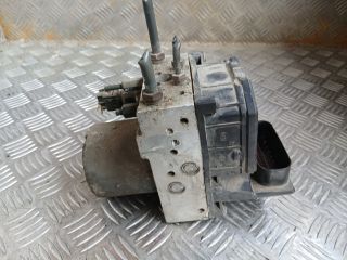 bontott TOYOTA COROLLA VERSO ABS Kocka