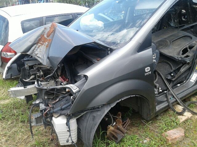 bontott TOYOTA COROLLA VERSO Bal első Féknyereg Munkahengerrel