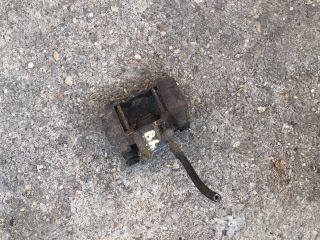 bontott TOYOTA COROLLA VERSO Bal hátsó Féknyereg Munkahengerrel