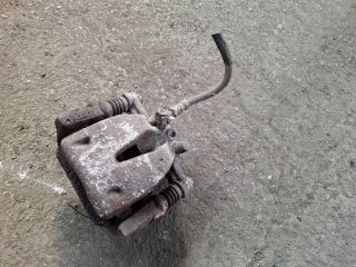 bontott TOYOTA COROLLA VERSO Bal hátsó Féknyereg Munkahengerrel