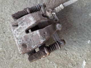 bontott TOYOTA COROLLA VERSO Bal hátsó Féknyereg Munkahengerrel