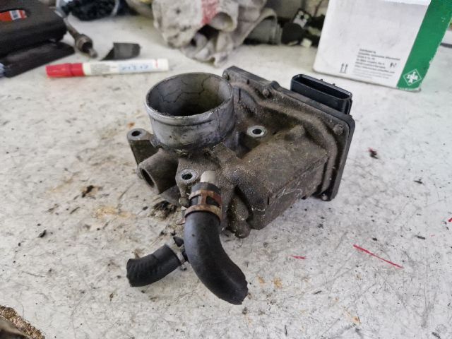 bontott TOYOTA COROLLA VERSO Fojtószelep (Elektromos)