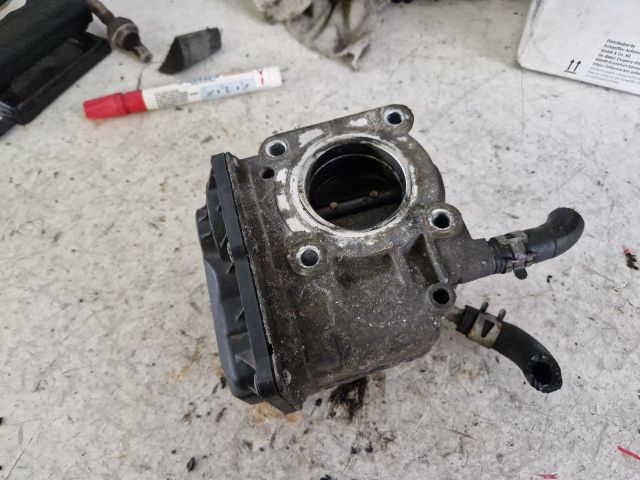 bontott TOYOTA COROLLA VERSO Fojtószelep (Elektromos)