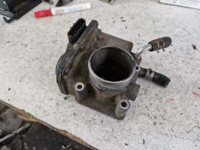 bontott TOYOTA COROLLA VERSO Fojtószelep (Elektromos)