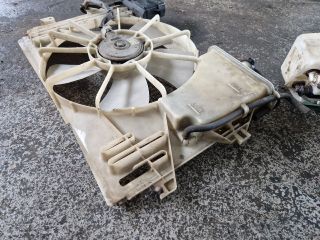bontott TOYOTA COROLLA VERSO Hűtőventilátor