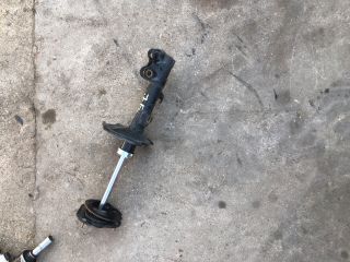 bontott TOYOTA COROLLA VERSO Jobb első Lengéscsillapító