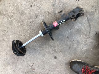 bontott TOYOTA COROLLA VERSO Jobb első Lengéscsillapító