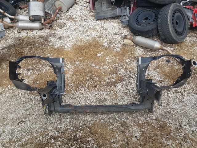 bontott TOYOTA COROLLA VERSO Komplett Homlokfal (Részeivel)