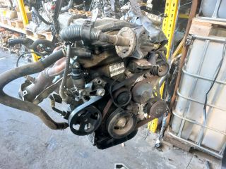 bontott TOYOTA COROLLA VERSO Komplett Motor (Segédberendezésekkel)