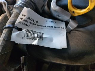 bontott TOYOTA COROLLA VERSO Komplett Motor (Segédberendezésekkel)