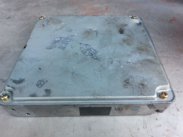 bontott TOYOTA COROLLA VERSO Motorvezérlő