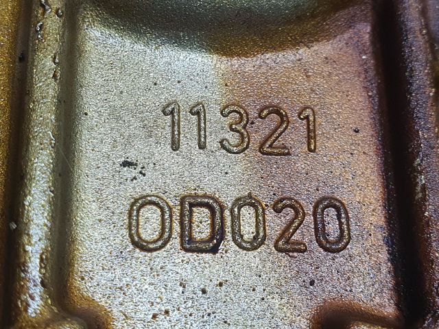 bontott TOYOTA COROLLA VERSO Első Vezérlés Burkolat