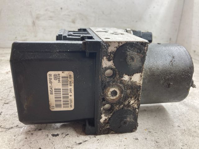 bontott TOYOTA COROLLA VERSO ABS Kocka