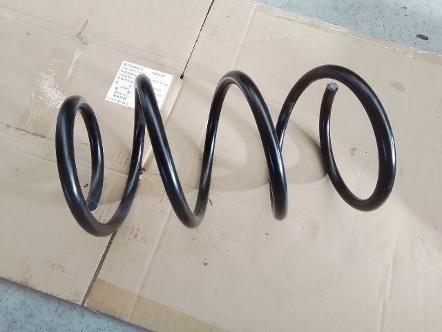 bontott TOYOTA COROLLA VERSO Bal első Rugó